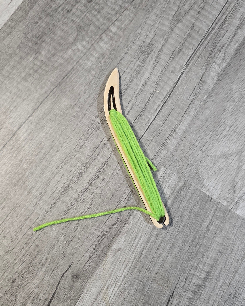 Bent Tip Band Weaving Shuttle