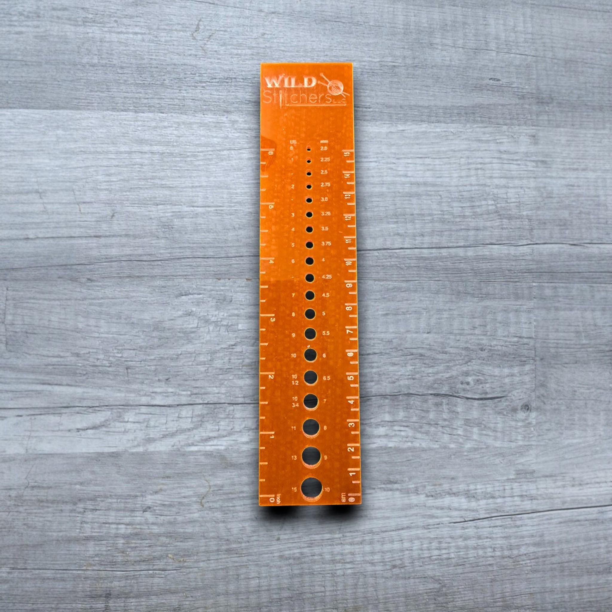Knitting Needle Gauge Ruler