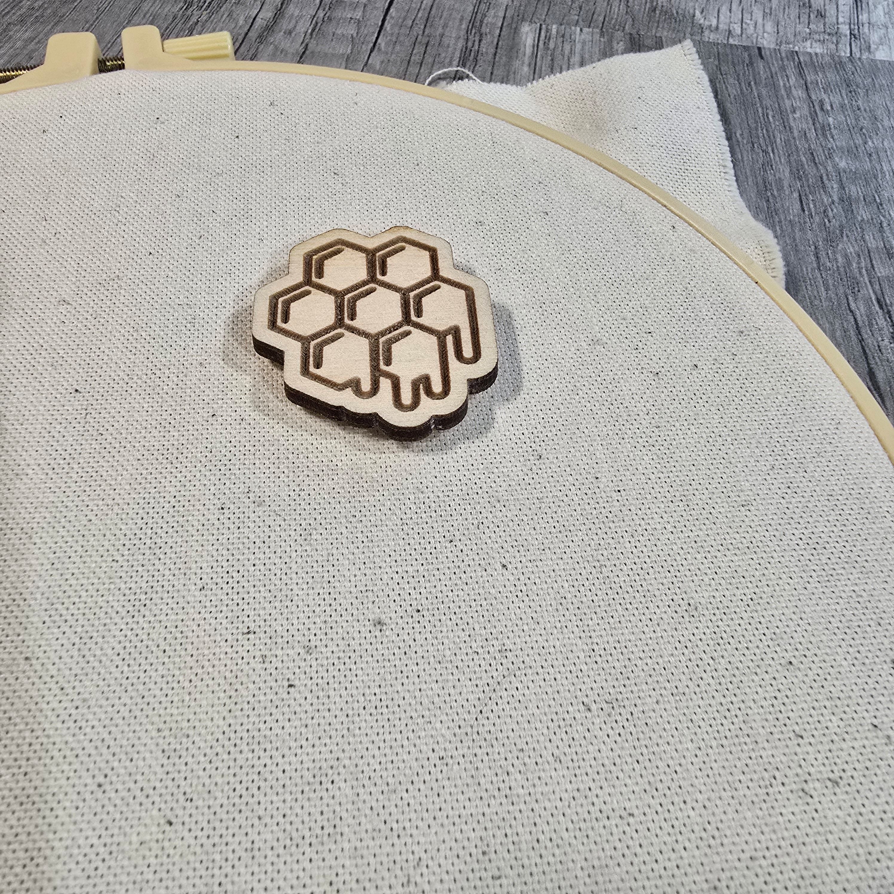 Needle Minder