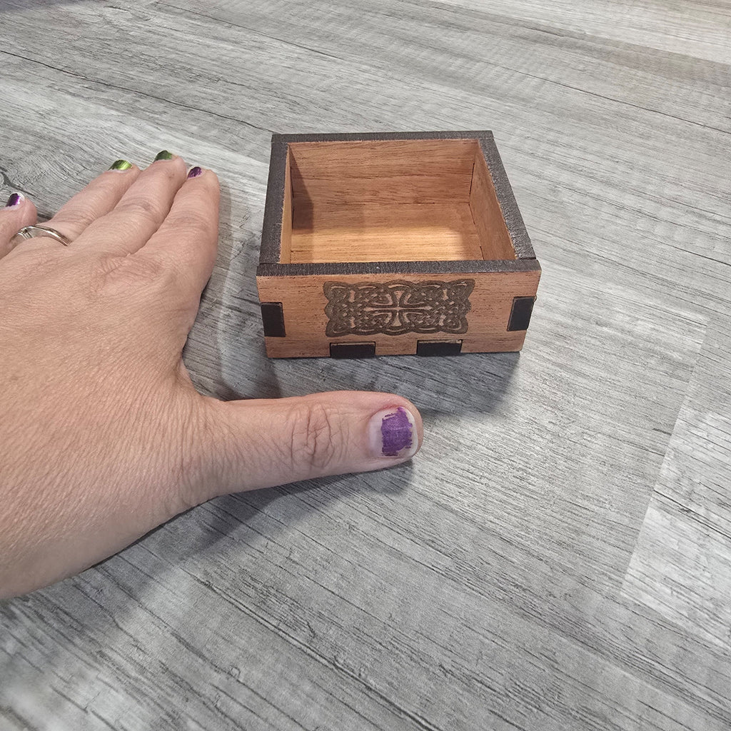 Itty Bitty Notions Bowl|Box