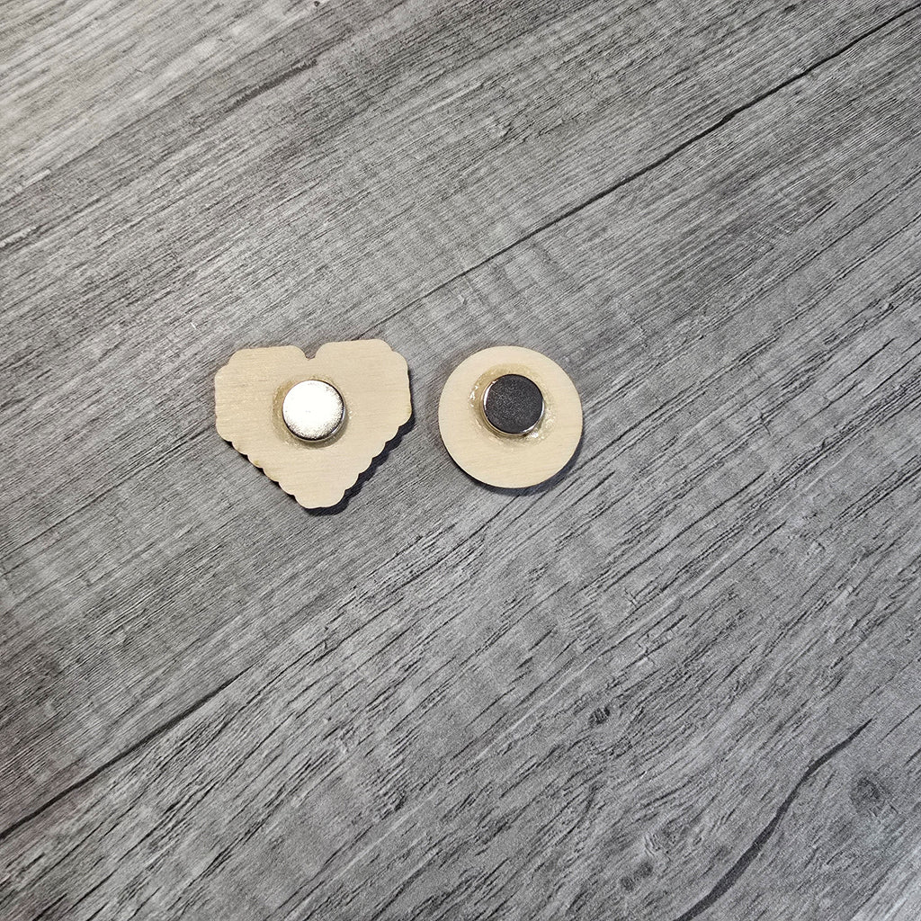 Needle Minder