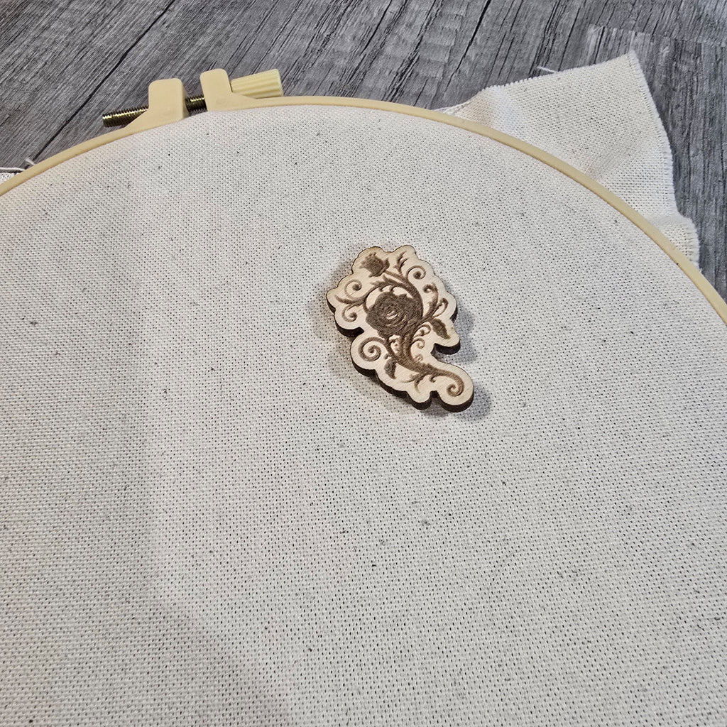 Needle Minder